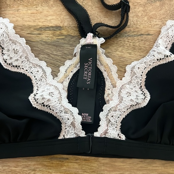 Victoria secret black and pale pink bralette, size medium (not padded). - Picture 2 of 3